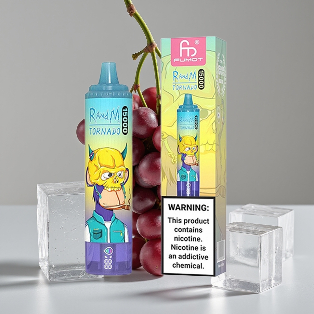 RandM Fumot Tornado 15000 Puffs عصير عنب مثلج شاشة LCD شاحن Type-C